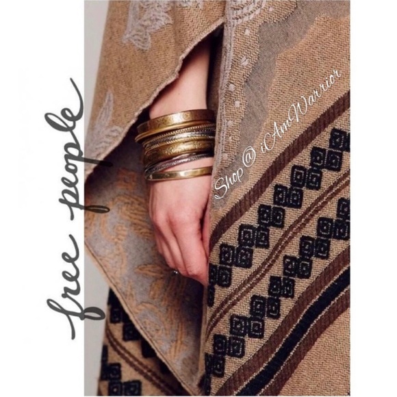 Free People *rare* fringe ruana blanket wrap *shop@iamwarrior - Picture 4 of 10